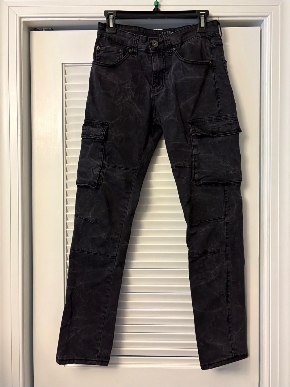 Platform New York Staff Black Acid Wash Cargo Jeans Slim Fit Men's 30/32 GUC